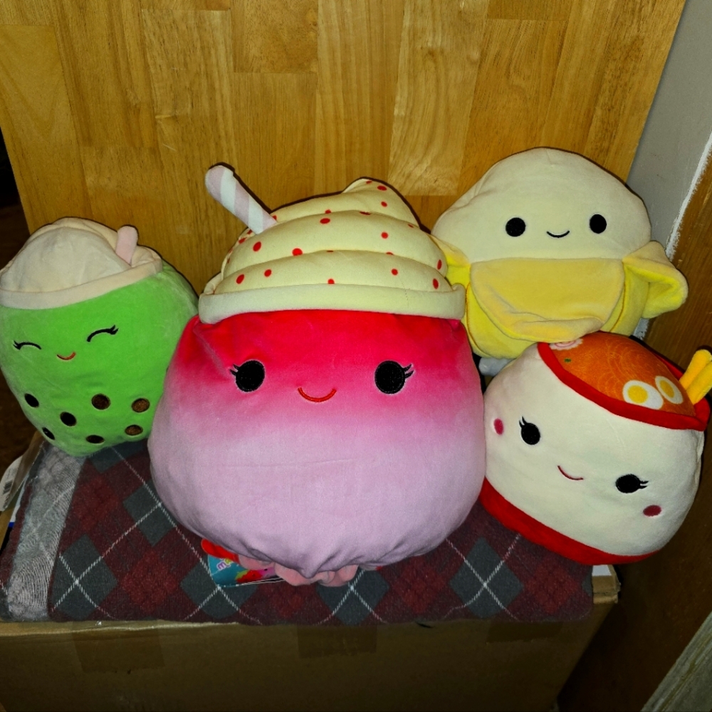 Flip A Mallows Squishmallow Bundles